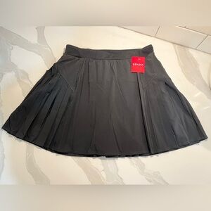 NWT - SPANX Booty Boost Get Moving Pleated 14" Skort - Size Small
